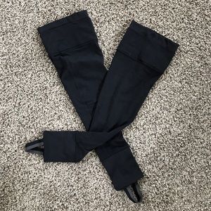 NWOT- lululemon leg warmers